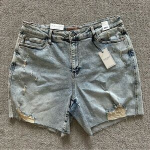 Judy Blue‎ Shorts Women 3XL Blue High Waist Distressed Denim Boyfriend